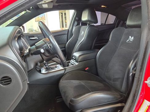 Used 2023 Dodge Charger Scat Pack w/ Dynamics Package RWD image 19