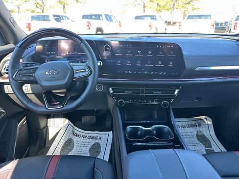 New 2026 Chevrolet Traverse RS w/ LPO, Floor Liner Package image 8