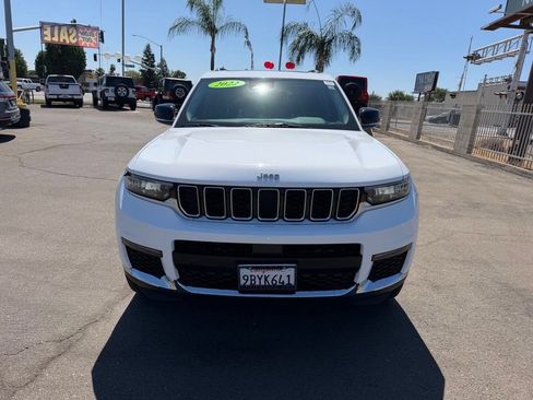 Used 2022 Jeep Grand Cherokee L Limited RWD image 2