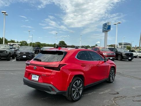 Used 2023 Lexus UX 250h FWD w/ Accessory Package (Z2) image 3