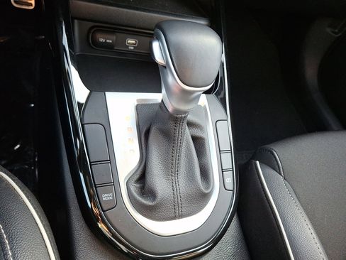 Used 2022 Kia Forte GT-Line w/ GT-Line Technology Package image 14