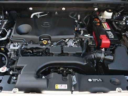 Used 2021 Toyota RAV4 XLE Premium w/ Carpet Mat Package (TMS) FWD image 24