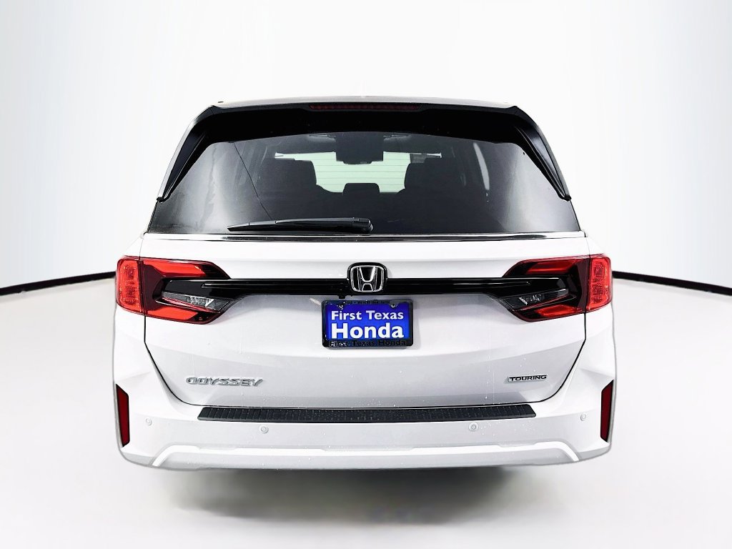 Used 2026 Honda Odyssey Touring image 7