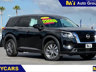 Used 2024 Nissan Pathfinder S