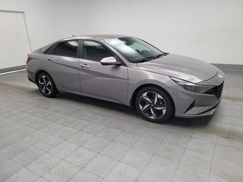 Used 2023 Hyundai Elantra SEL w/ Convenience Package FWD image 11