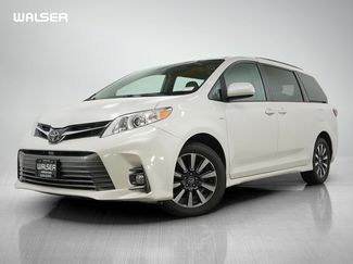 Used 2019 Toyota Sienna XLE Premium AWD/4WD video 1