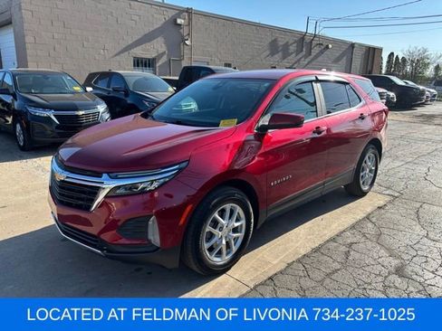 Used 2023 Chevrolet Equinox LT FWD image 1