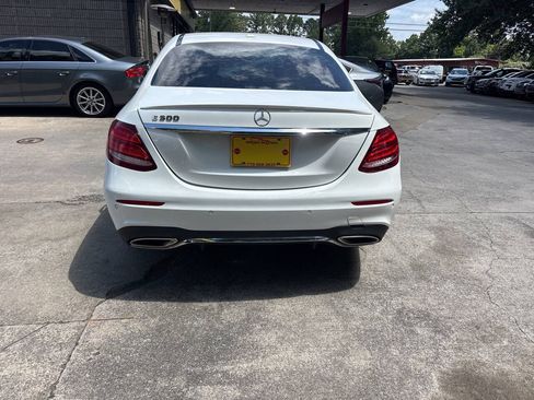 Used 2017 Mercedes-Benz E 300 image 7