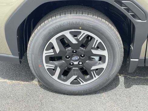 New 2026 Subaru Forester Premium AWD/4WD image 7