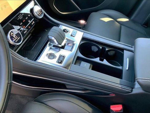 New 2025 Jaguar F-PACE R-Dynamic S AWD/4WD image 7