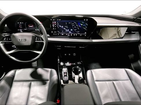 Used 2025 Audi A6 e-tron Premium w/ Ultra Package AWD/4WD image 8