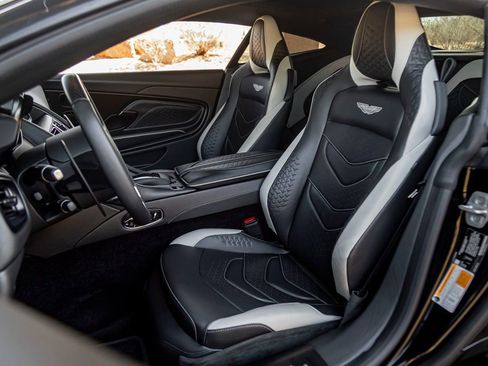 Used 2022 Aston Martin DBS Superleggera RWD image 12