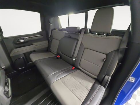 Certified 2025 Chevrolet Silverado 1500 ZR2 w/ Technology Package image 13