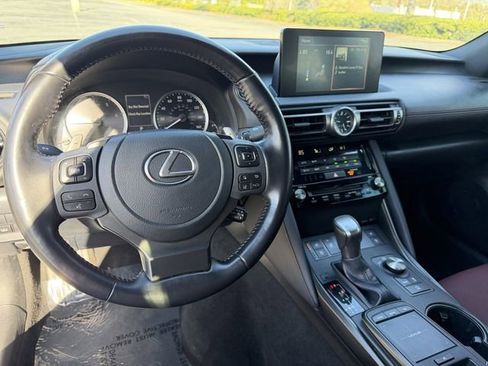 Used 2022 Lexus IS 300 300 w/ Premium Package image 15