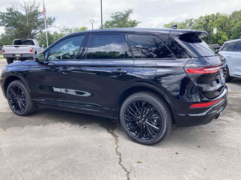 New 2025 Lincoln Corsair FWD w/ Equipment Group 101A image 7