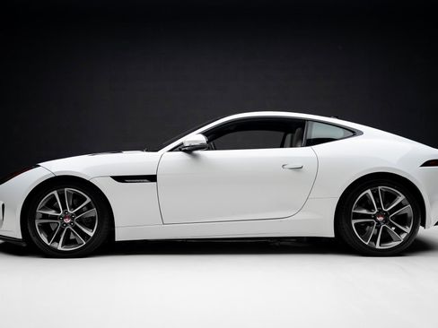 Used 2020 Jaguar F-TYPE Coupe image 16