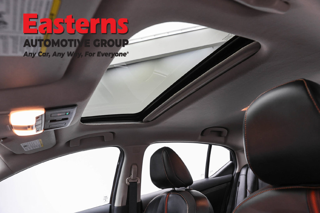 Used 2022 Nissan Sentra SR w/ SR Premium Package FWD image 36