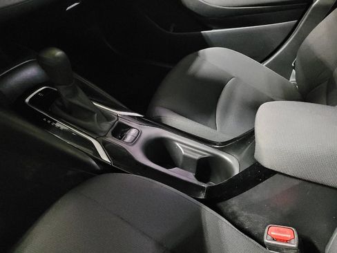 Used 2022 Toyota Corolla LE FWD image 26