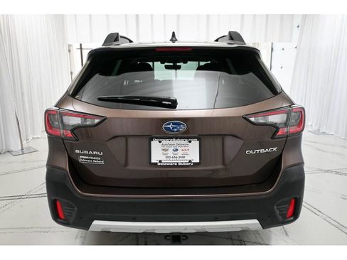 Used 2020 Subaru Outback Limited image 6