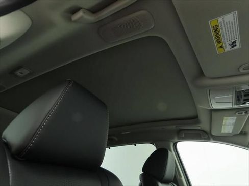 Used 2026 Acura MDX w/ Technology Package FWD image 19