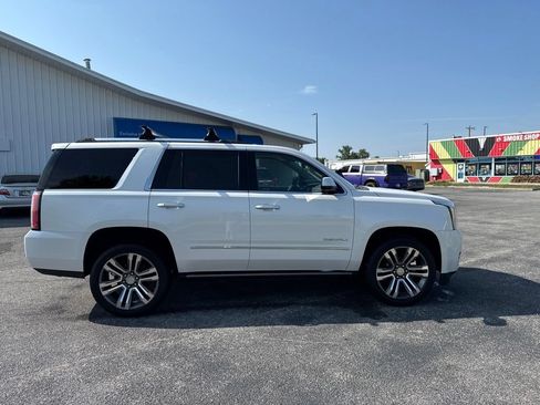 Used 2020 GMC Yukon Denali w/ Denali Premium Package AWD/4WD image 6