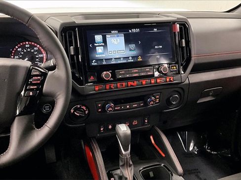 New 2025 Nissan Frontier PRO-4X w/ Pro Convenience Package image 7