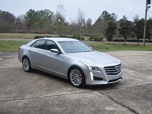 Used 2015 Cadillac CTS Luxury image 2