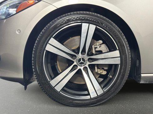 Used 2022 Mercedes-Benz C 300 Sedan image 12
