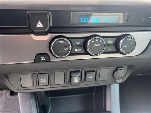 Used 2021 Toyota Tacoma SR5 image 21