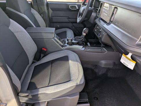New 2025 Ford Bronco 4-Door image 43