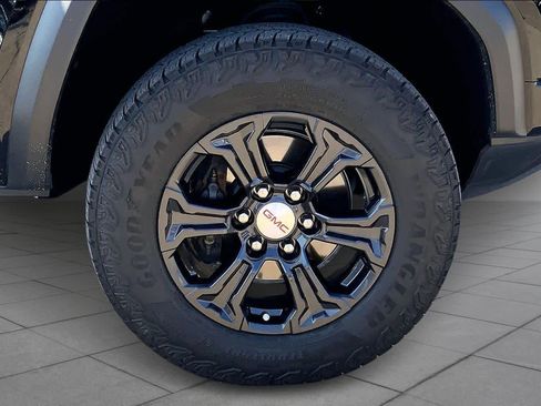 Used 2023 GMC Canyon Elevation w/ Convenience Package image 10