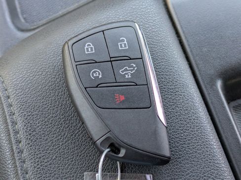 Used 2022 Chevrolet Silverado 1500 LT RWD image 25