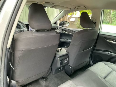 Used 2025 Toyota Camry LE FWD image 29
