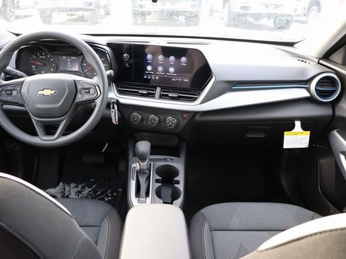 New 2026 Chevrolet Trax LS w/ LS Convenience Package image 18
