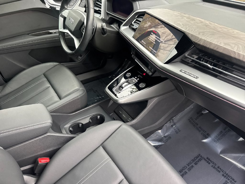 Certified 2024 Audi Q4 e-tron Prestige w/ Black Optic Package AWD/4WD image 19
