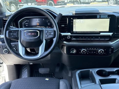 Used 2023 GMC Sierra 1500 Elevation AWD/4WD image 7