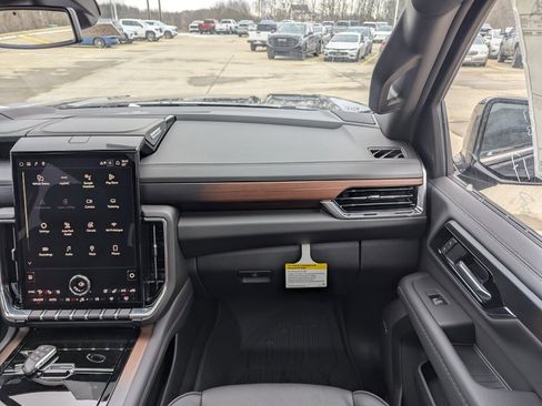 New 2026 GMC Yukon XL Denali w/ Sun & Power Step Package image 4