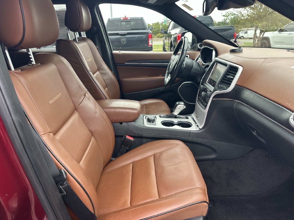 Used 2018 Jeep Grand Cherokee Summit w/ Platinum Series Group AWD/4WD image 11