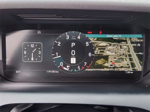 Used 2025 Land Rover Discovery Sport S image 15