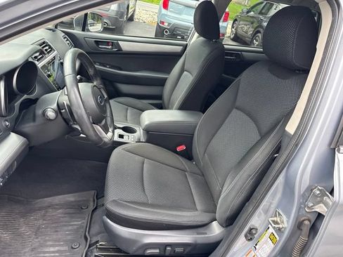Used 2019 Subaru Outback 2.5i Premium AWD/4WD image 9