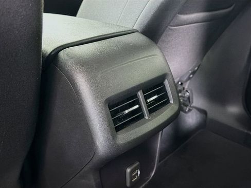 Used 2024 Chevrolet Equinox LT image 26