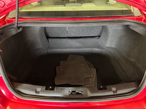 Used 2010 Ford Taurus SEL FWD image 8
