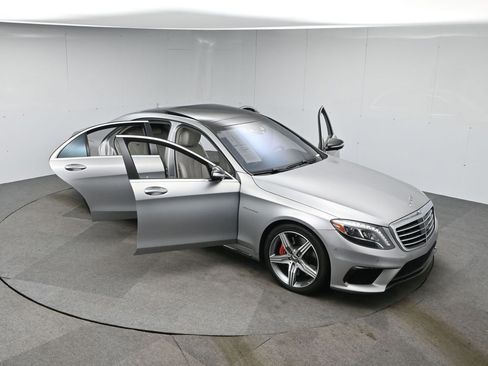 Used 2017 Mercedes-Benz S 63 AMG 4MATIC Sedan w/ Carbon Fiber Exterior Package image 73