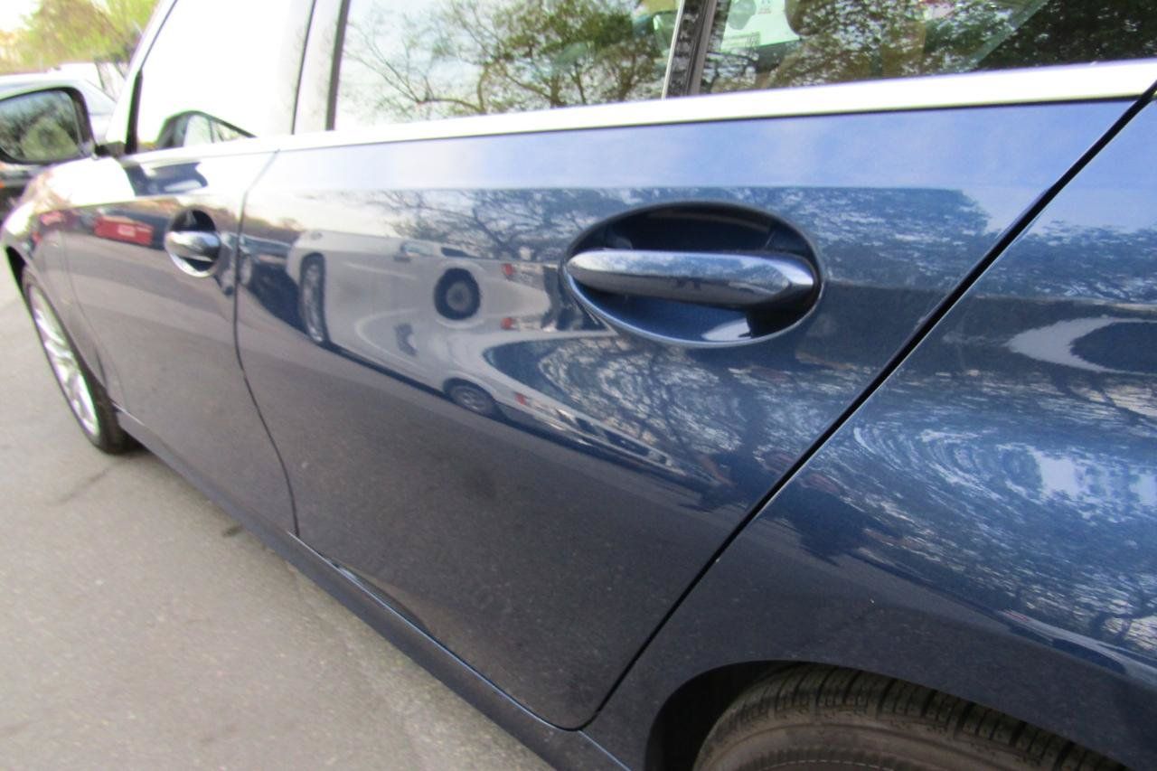 Used 2024 BMW 330e xDrive AWD/4WD image 7