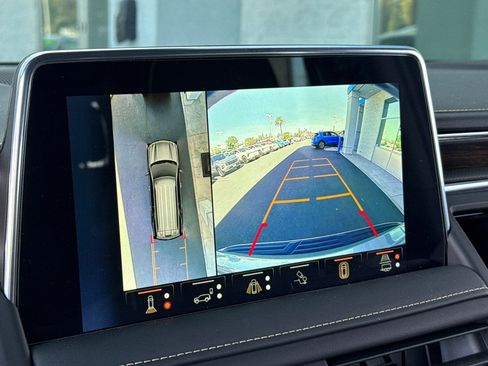 Used 2024 Chevrolet Tahoe Premier w/ Advanced Technology Package image 27