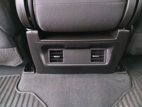 Used 2022 Chevrolet Silverado 1500 Custom image 22