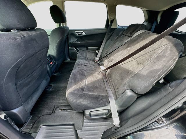 Used 2016 Nissan Pathfinder S AWD/4WD image 23
