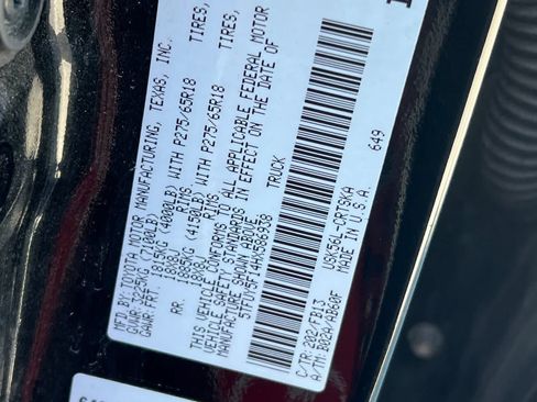 Used 2017 Toyota Tundra SR5 w/ TRD Off Road Package AWD/4WD image 27
