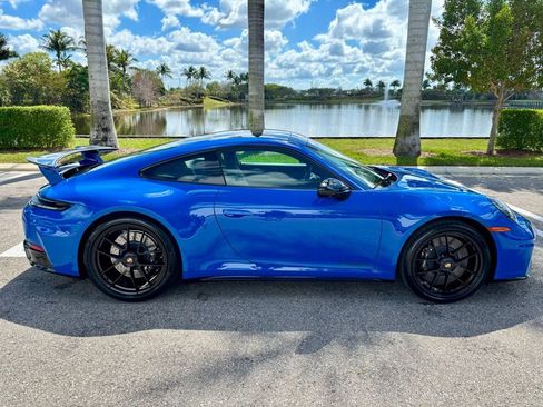 Used 2025 Porsche 911 Carrera GTS RWD image 5