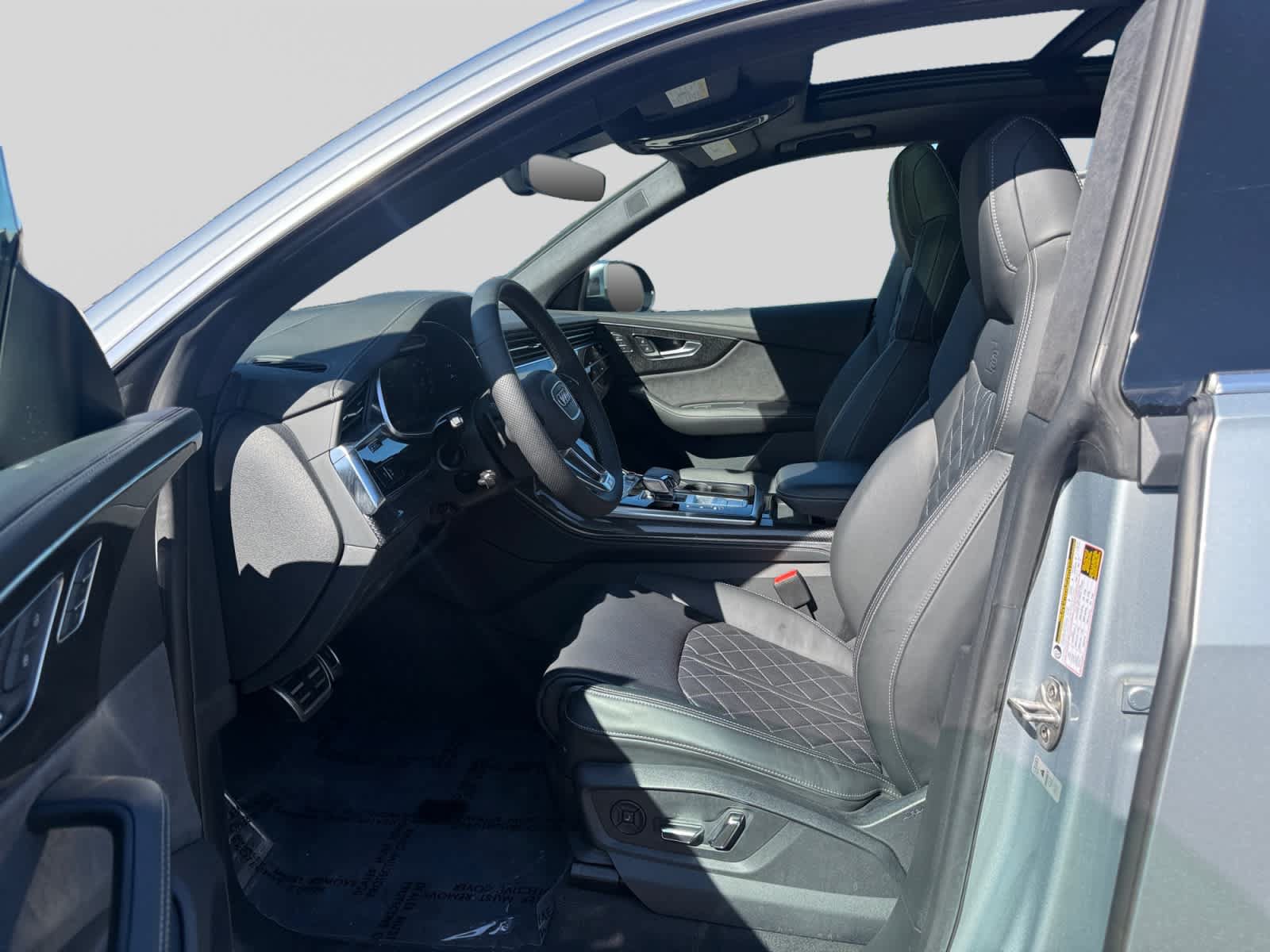 Used 2023 Audi SQ8 Premium Plus AWD/4WD image 10